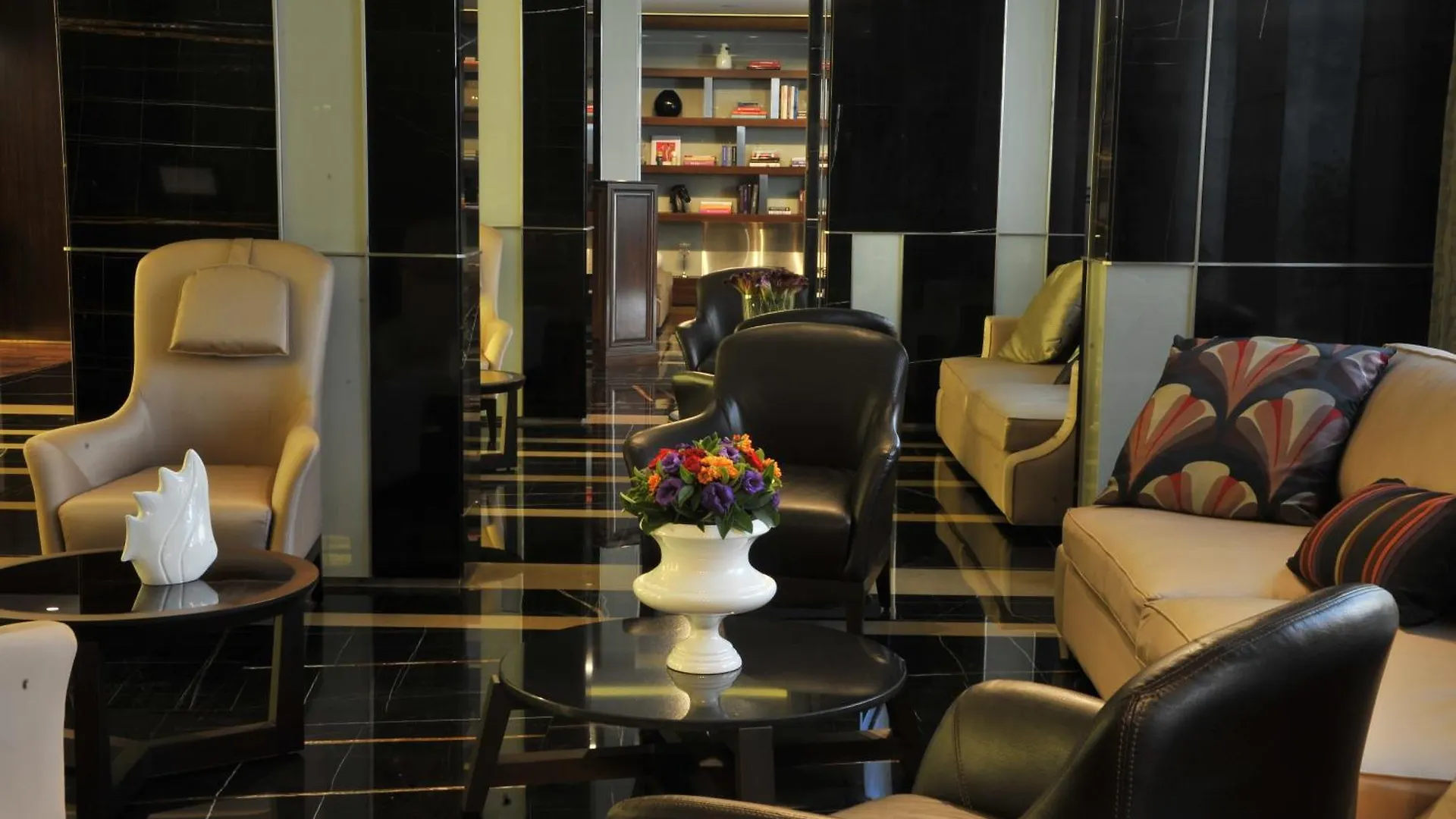 Lancaster Raouche Hotel Bejrút